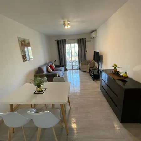Beau A 50m De La