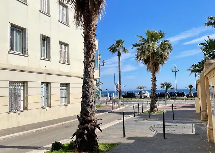 Beau A 50m De La Apartment