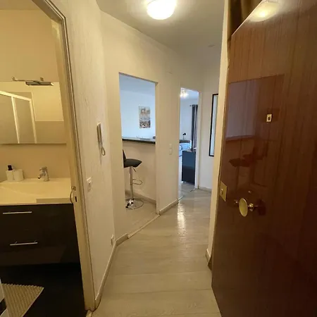 Beau A 50m De La Niza
